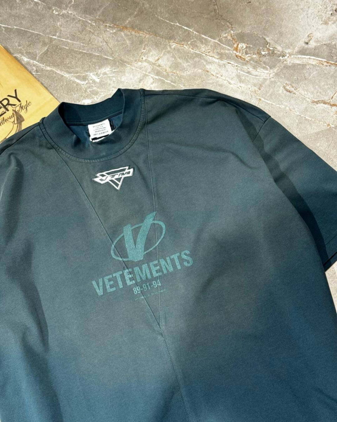 Футболка Vetements Sport Logo — изображение 5