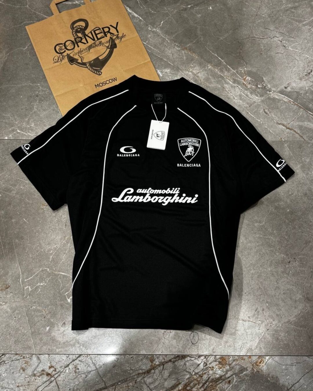 Футболка Balenciaga — изображение 3