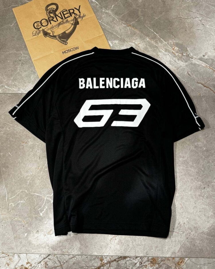 Футболка Balenciaga — фото 5