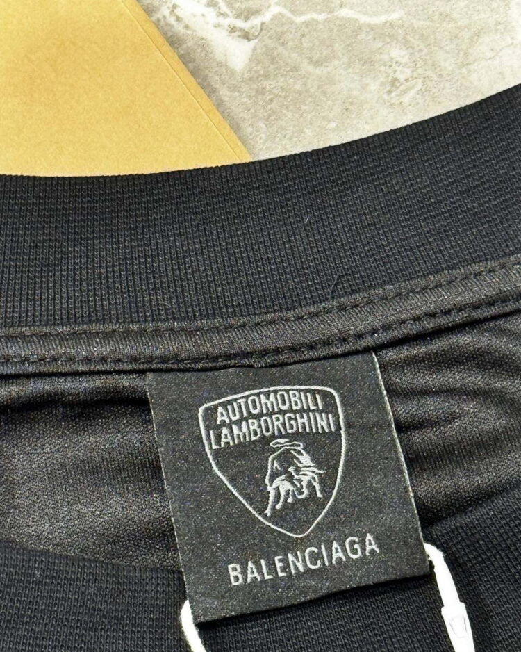 Футболка Balenciaga — фото 6