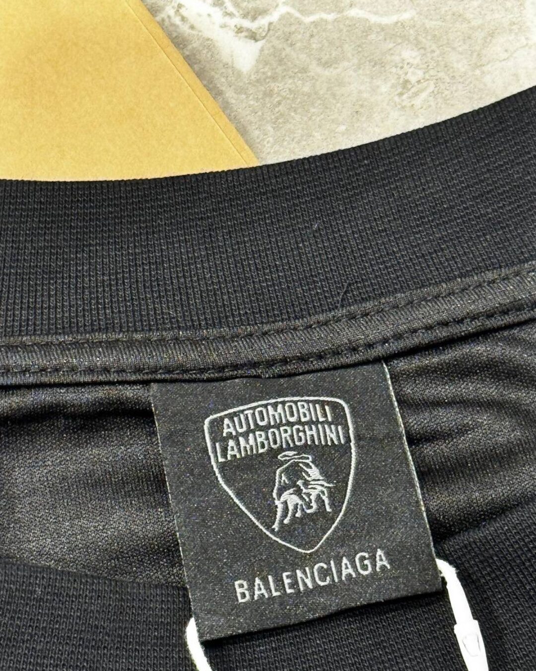 Футболка Balenciaga — изображение 5