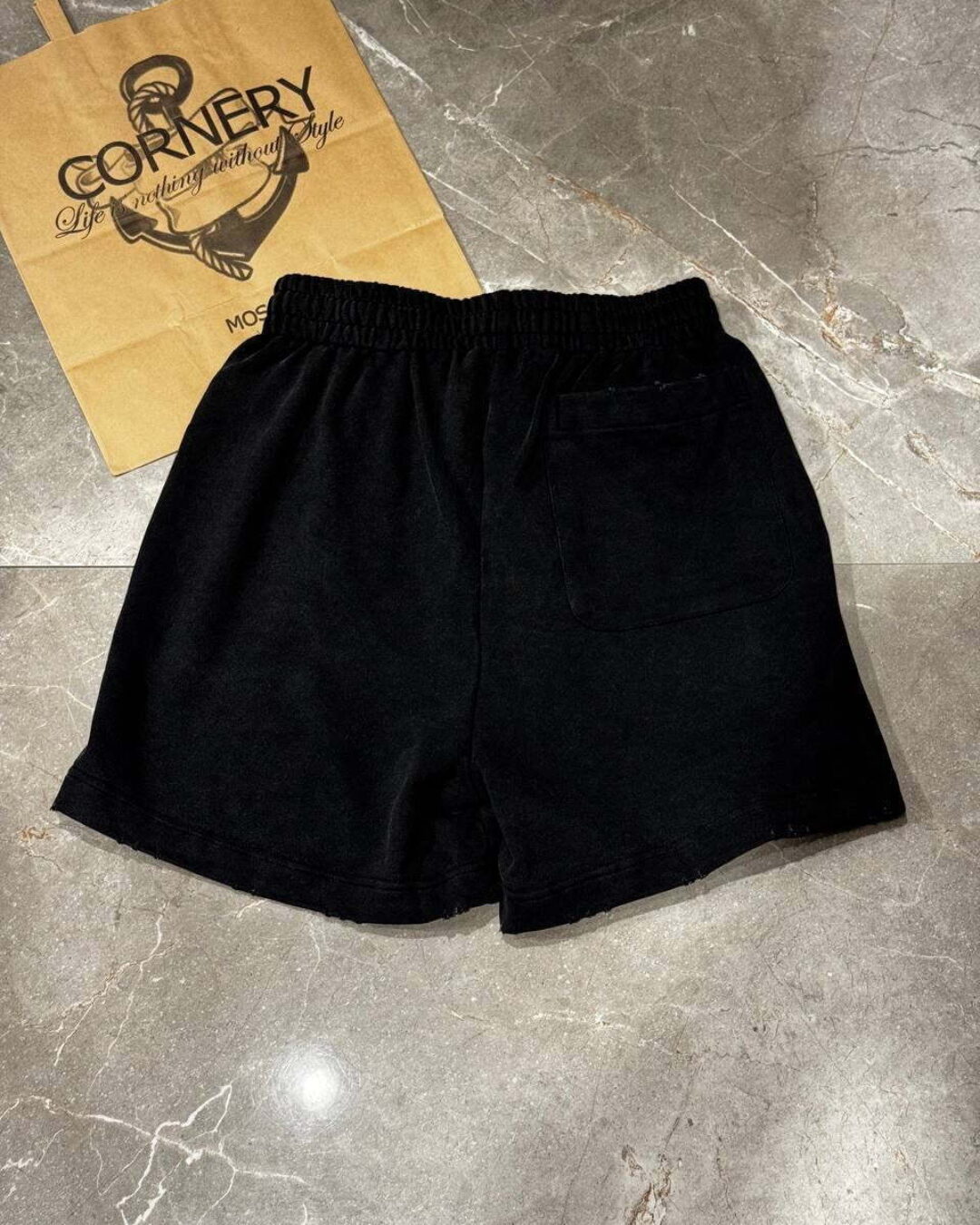 Шорты Balenciaga — изображение 2