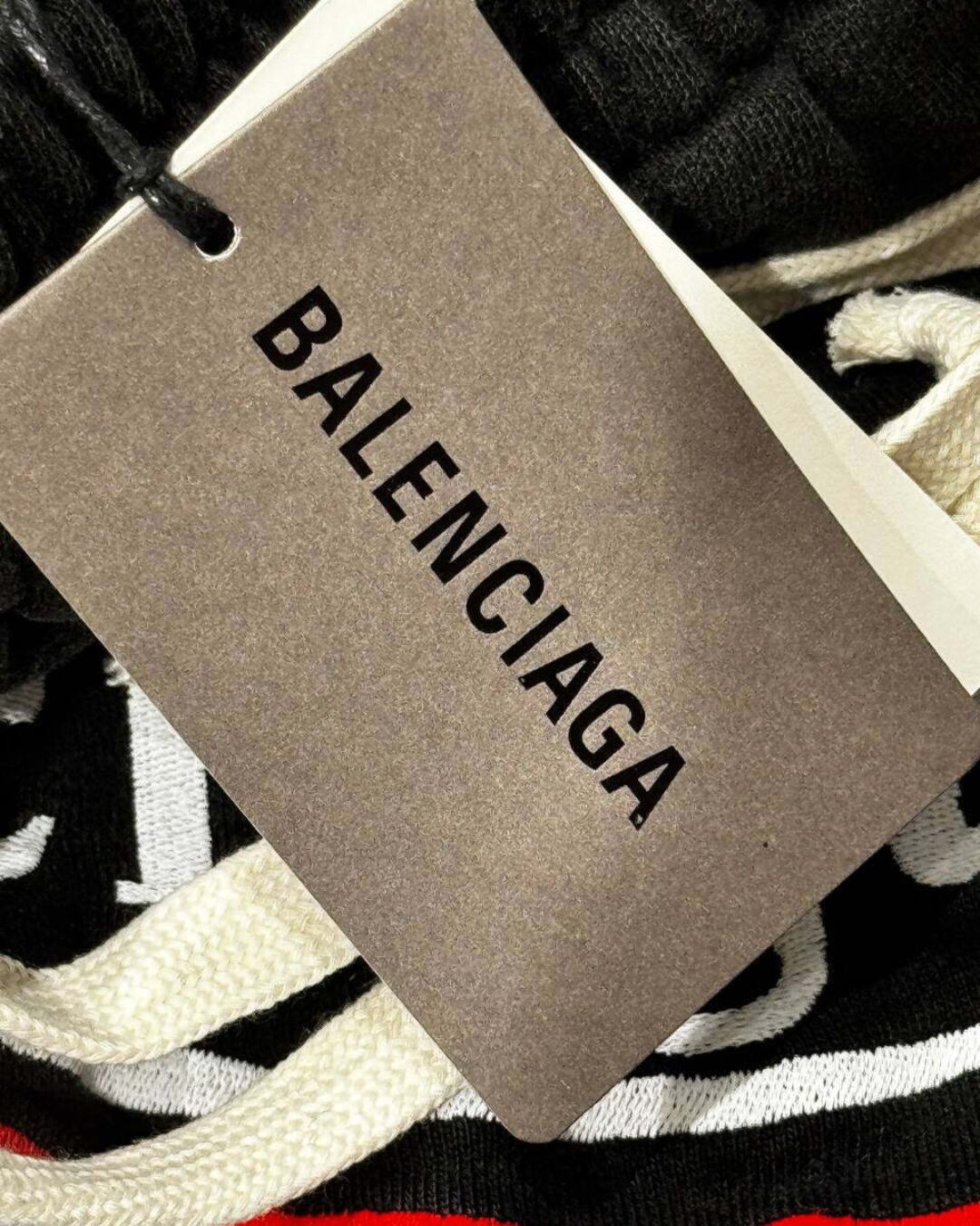 Шорты Balenciaga — изображение 8