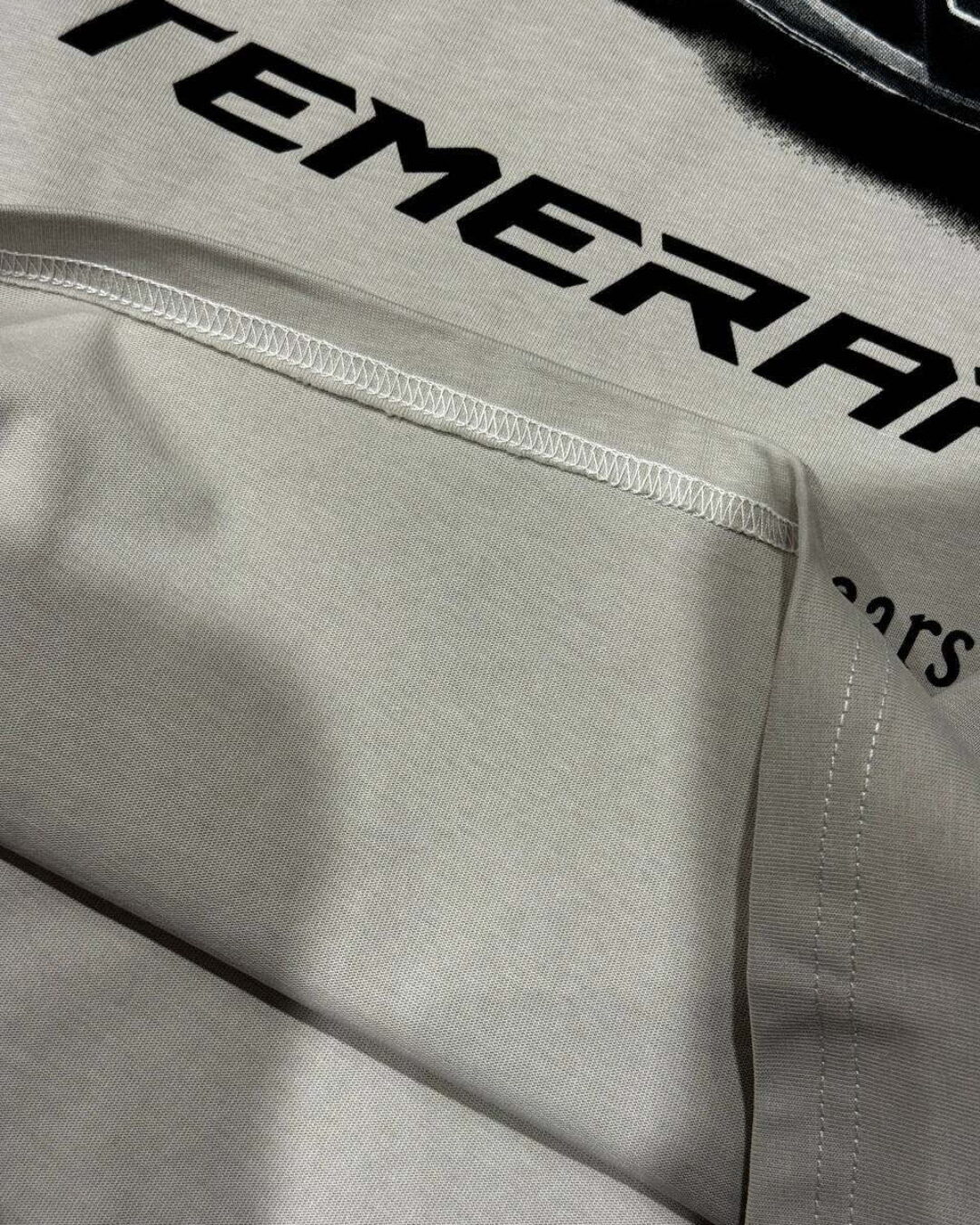 Кофта Balenciaga — изображение 7