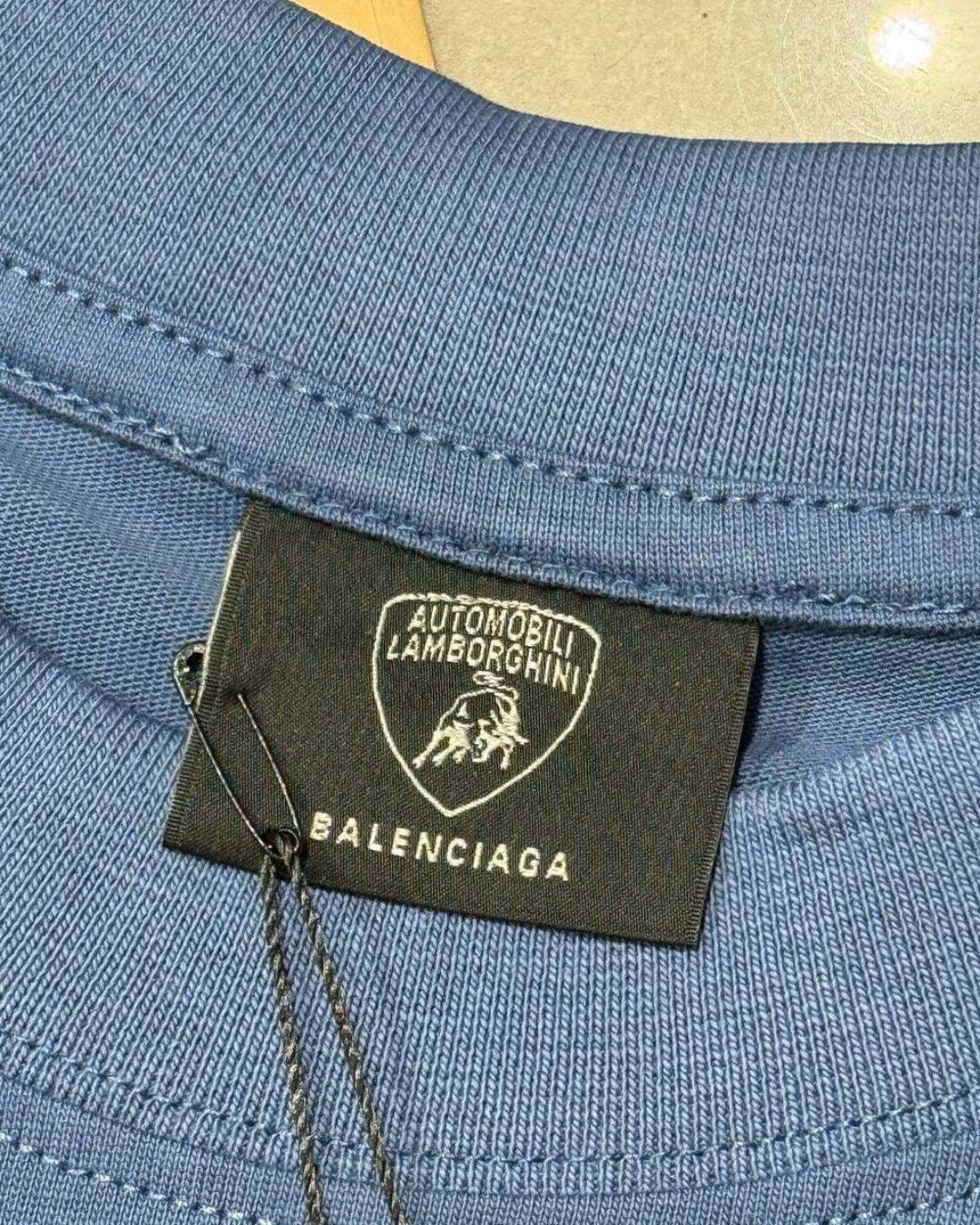 Футболка Balenciaga — изображение 6