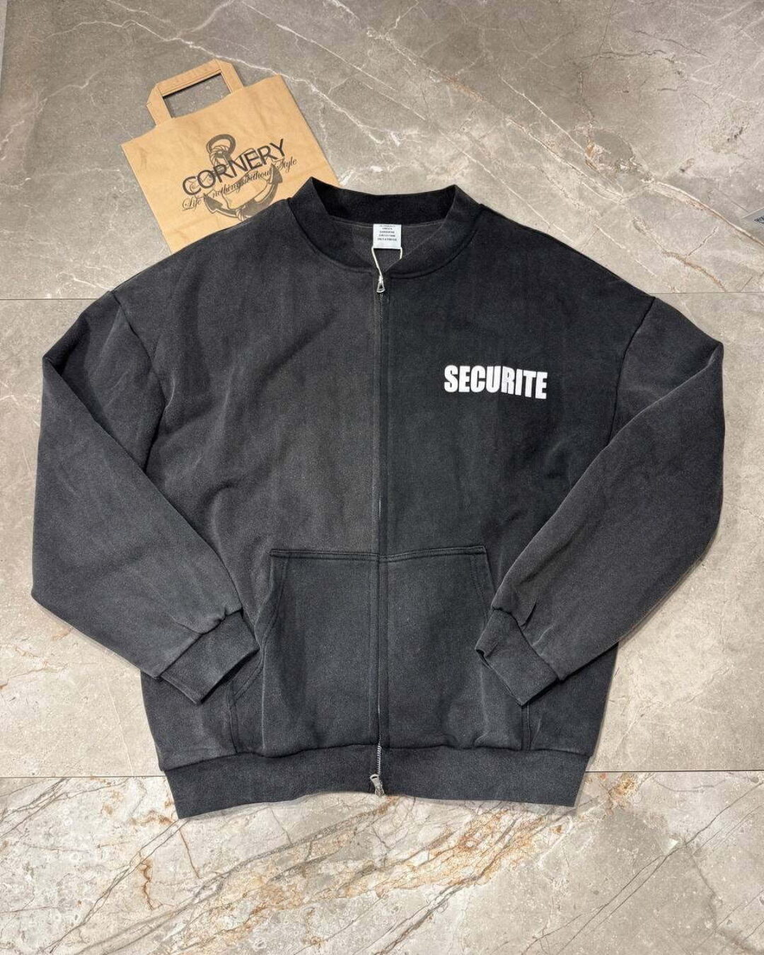 Бомбер Vetements — изображение 3