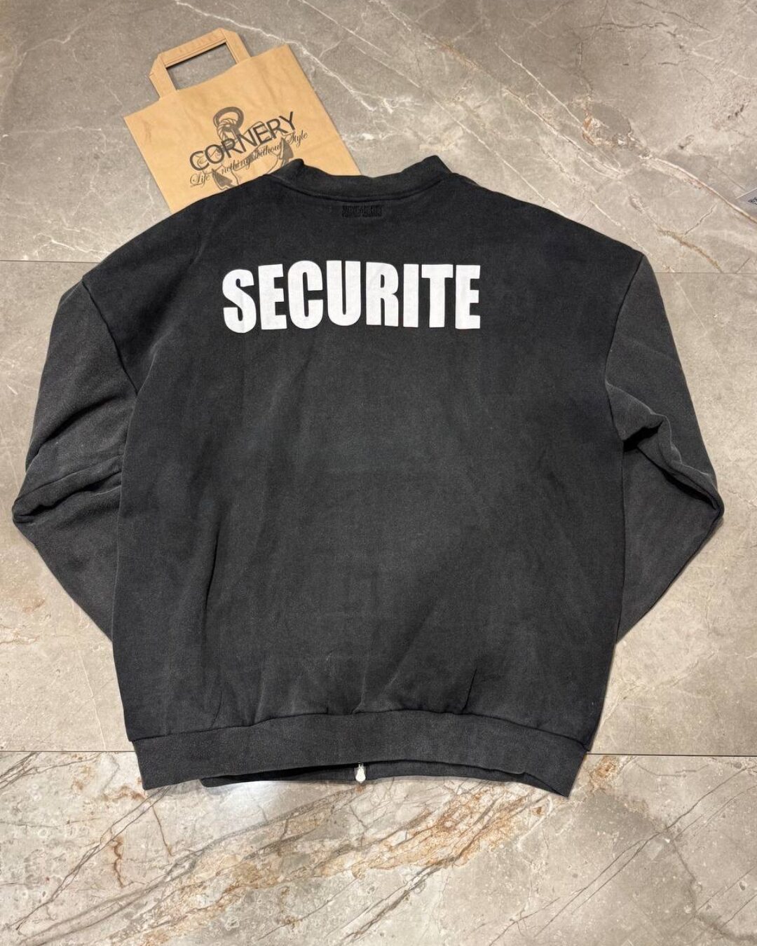 Бомбер Vetements — изображение 2