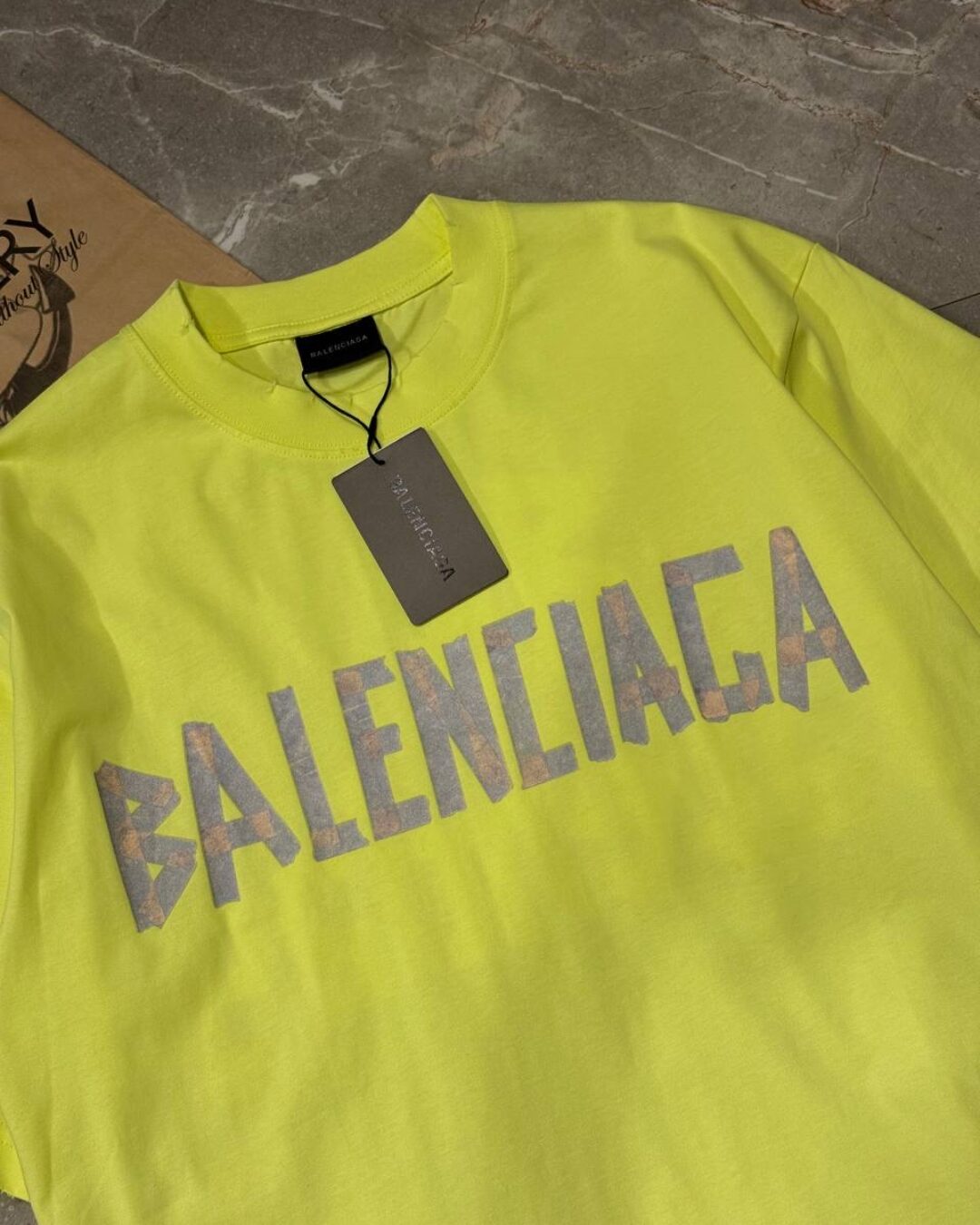 Футболка Balenciaga — изображение 4