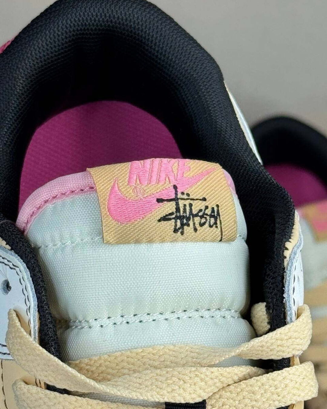 Кеды Nike Dunk Low Retro x Stussy — изображение 8