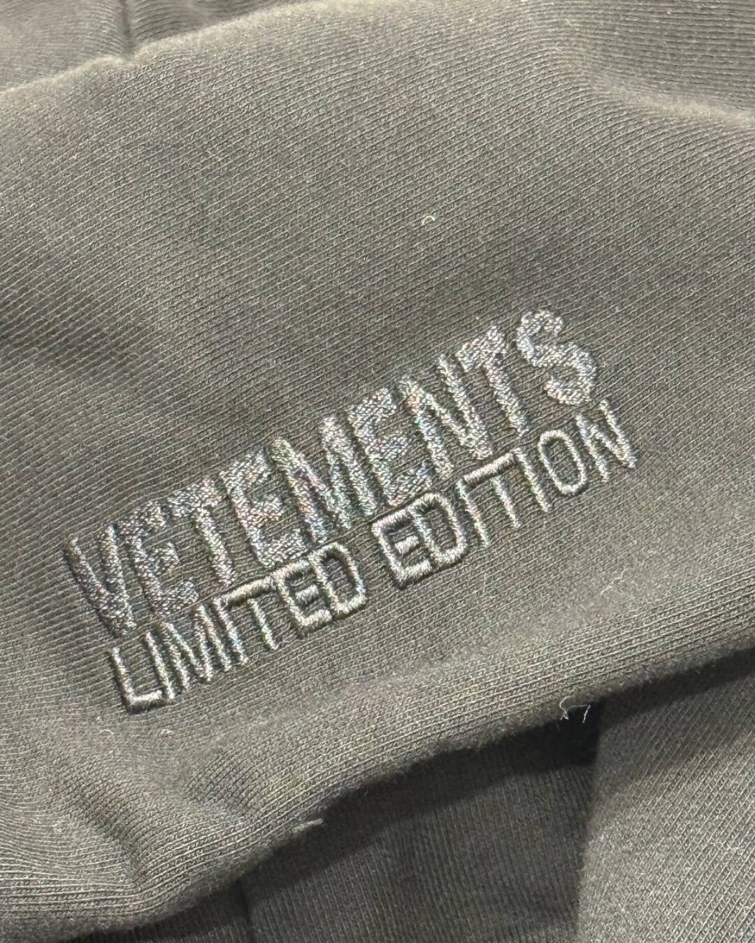 Худи Vetements — изображение 8