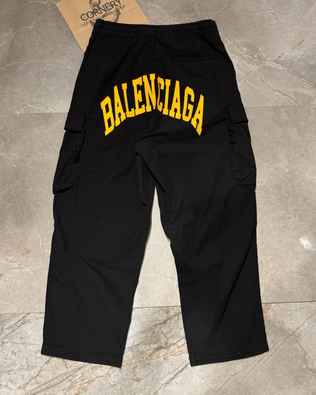 Штаны Balenciaga — изображение 2