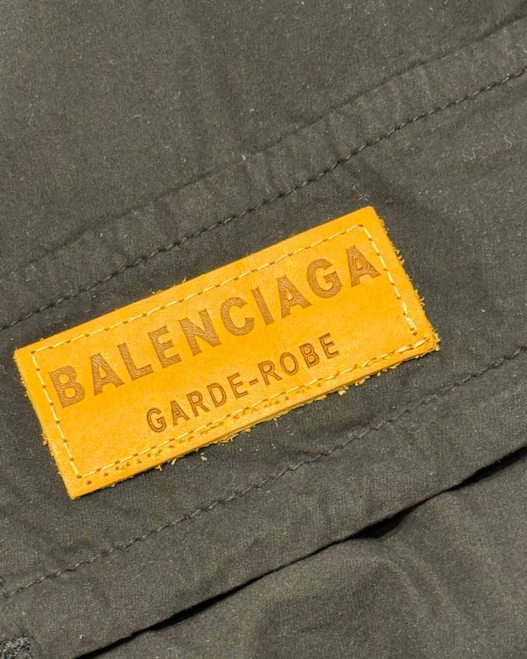 Штаны Balenciaga — изображение 4