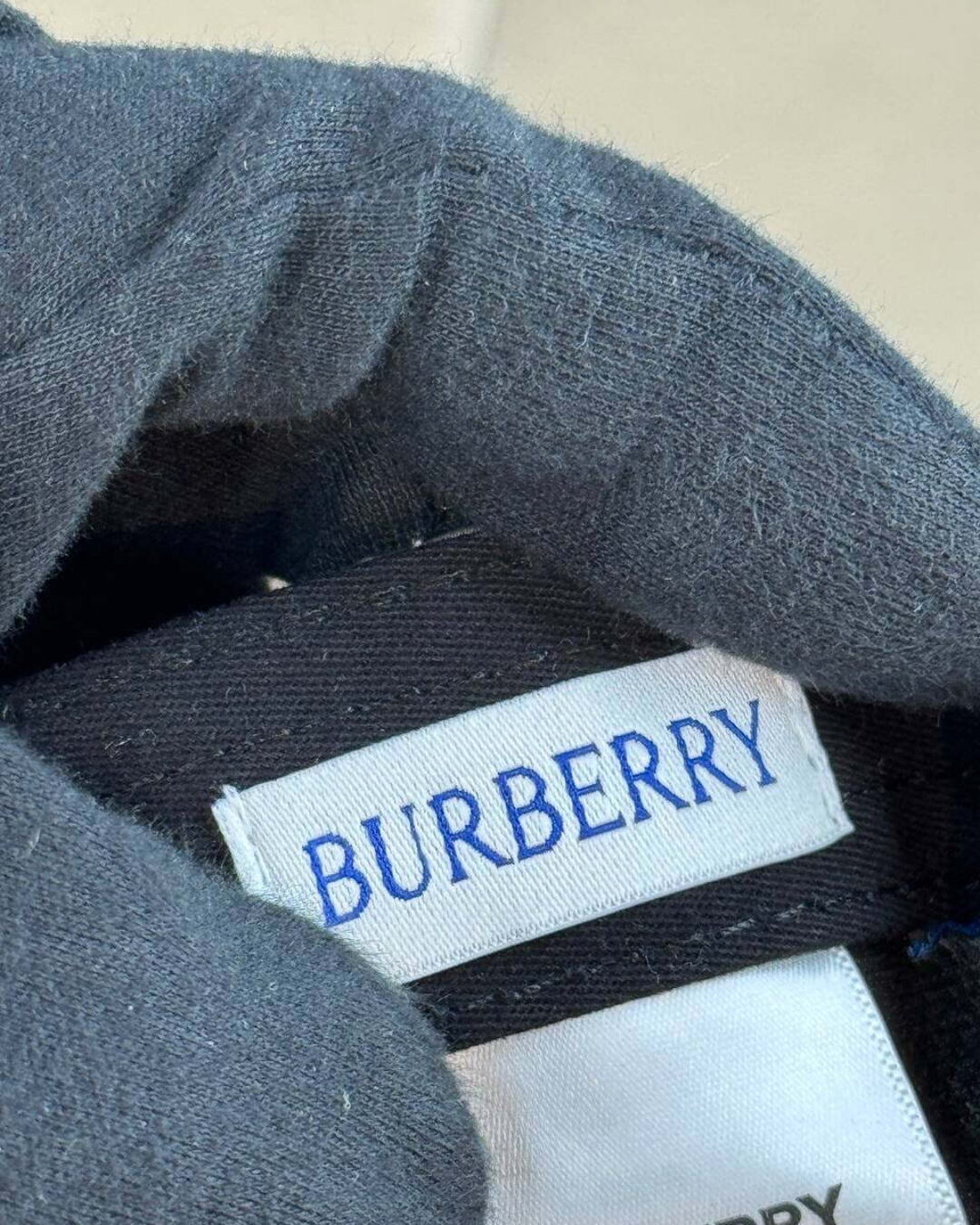 Кепка Burberry — изображение 6