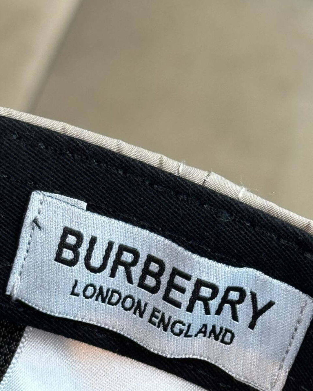 Кепка Burberry — изображение 9