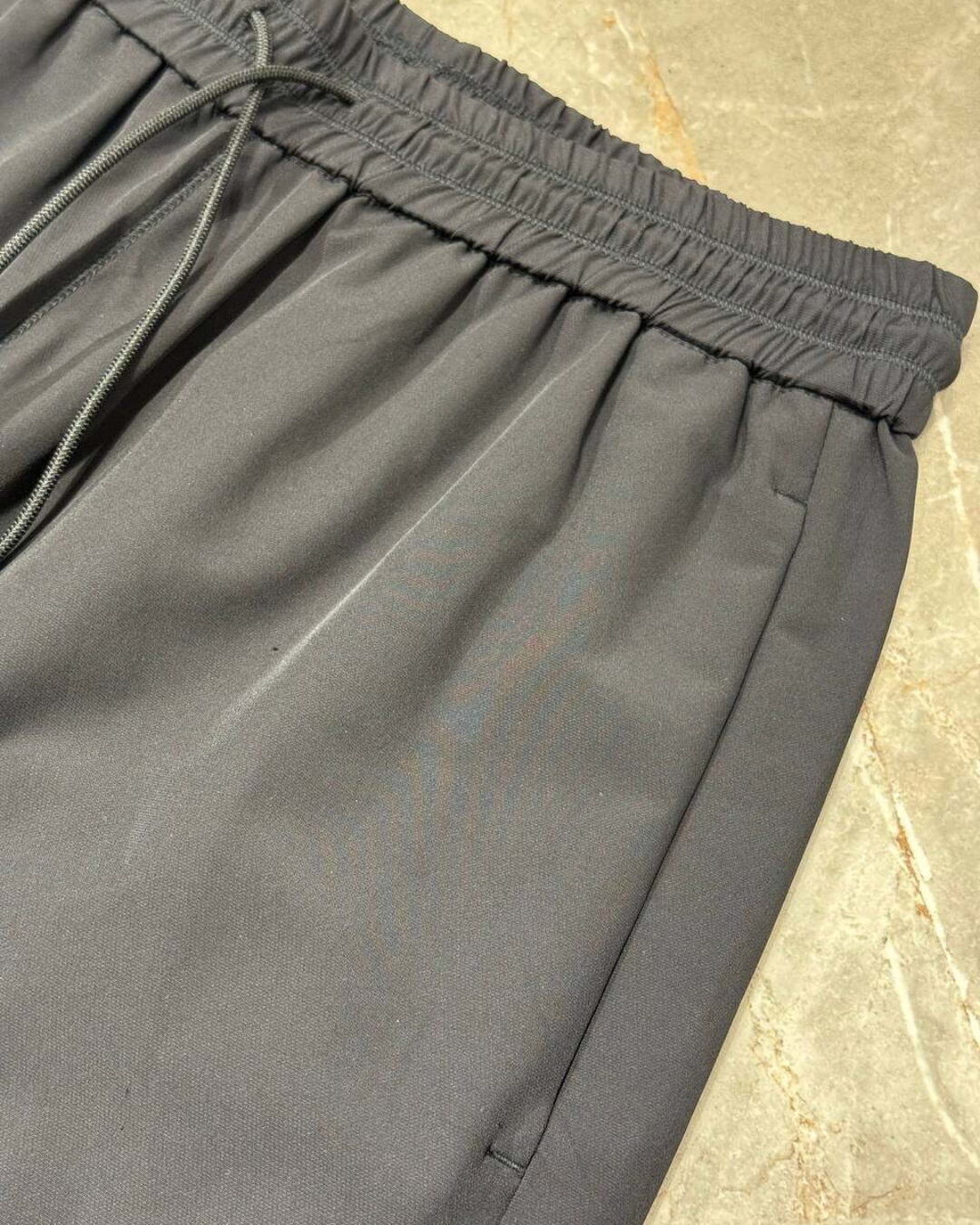 Штаны Moncler — изображение 5