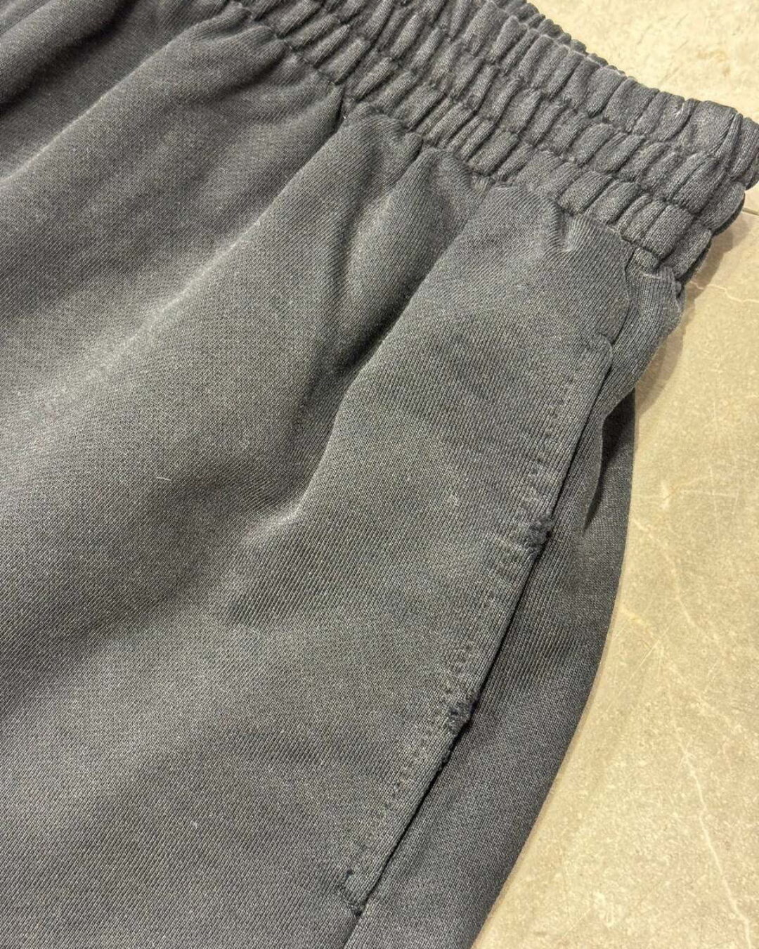 Шорты Balenciaga — изображение 5