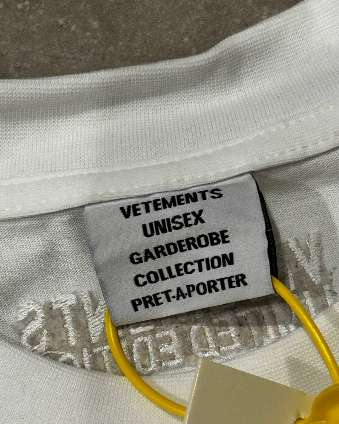 Футболка Vetements — изображение 9