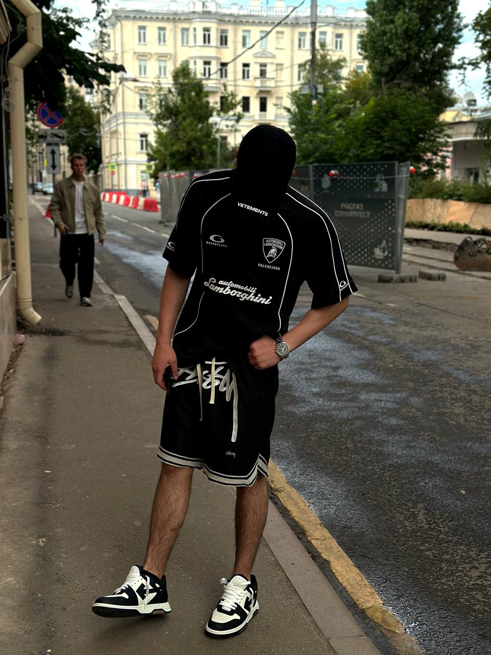 Футболка Balenciaga