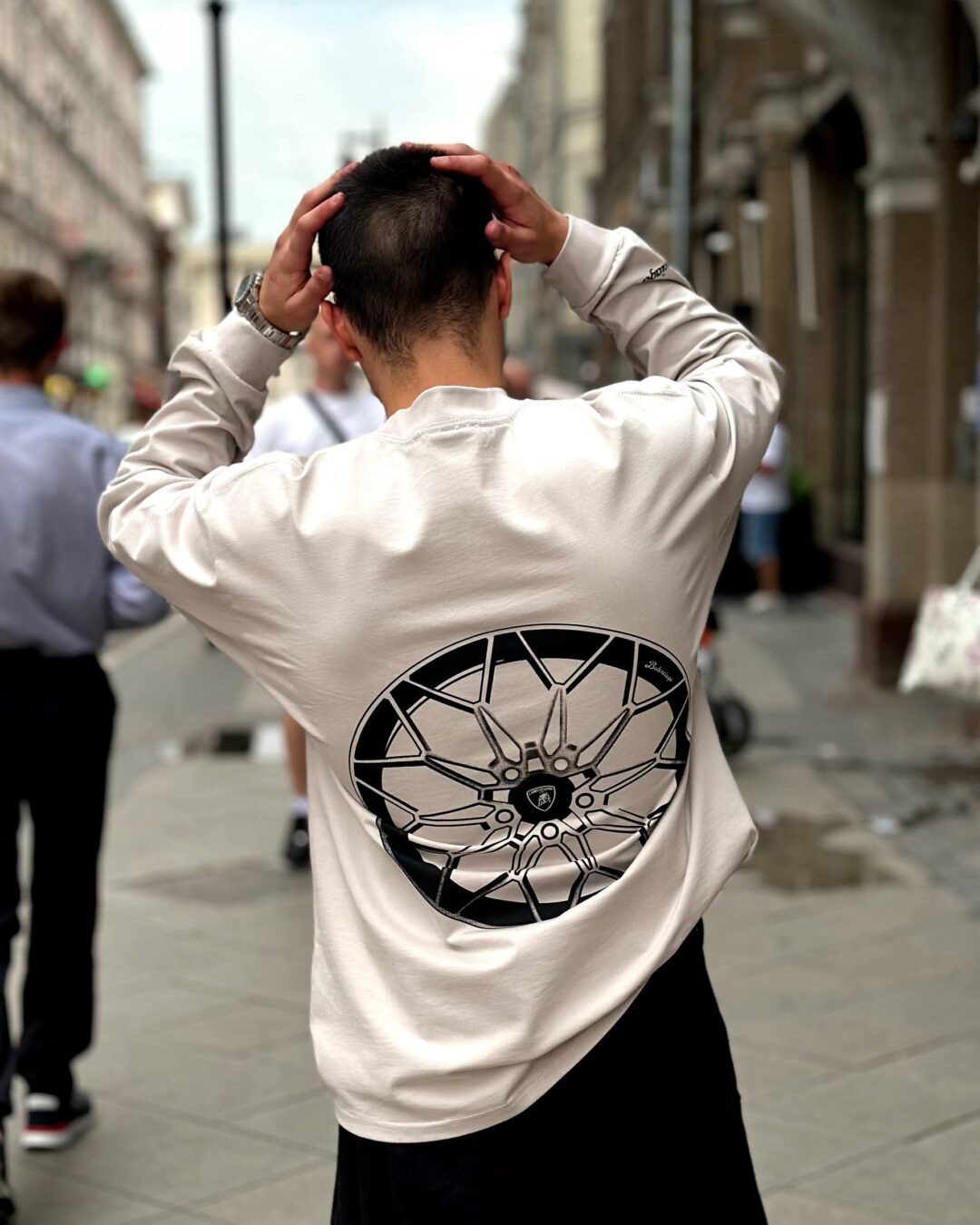 Кофта Balenciaga — изображение 2