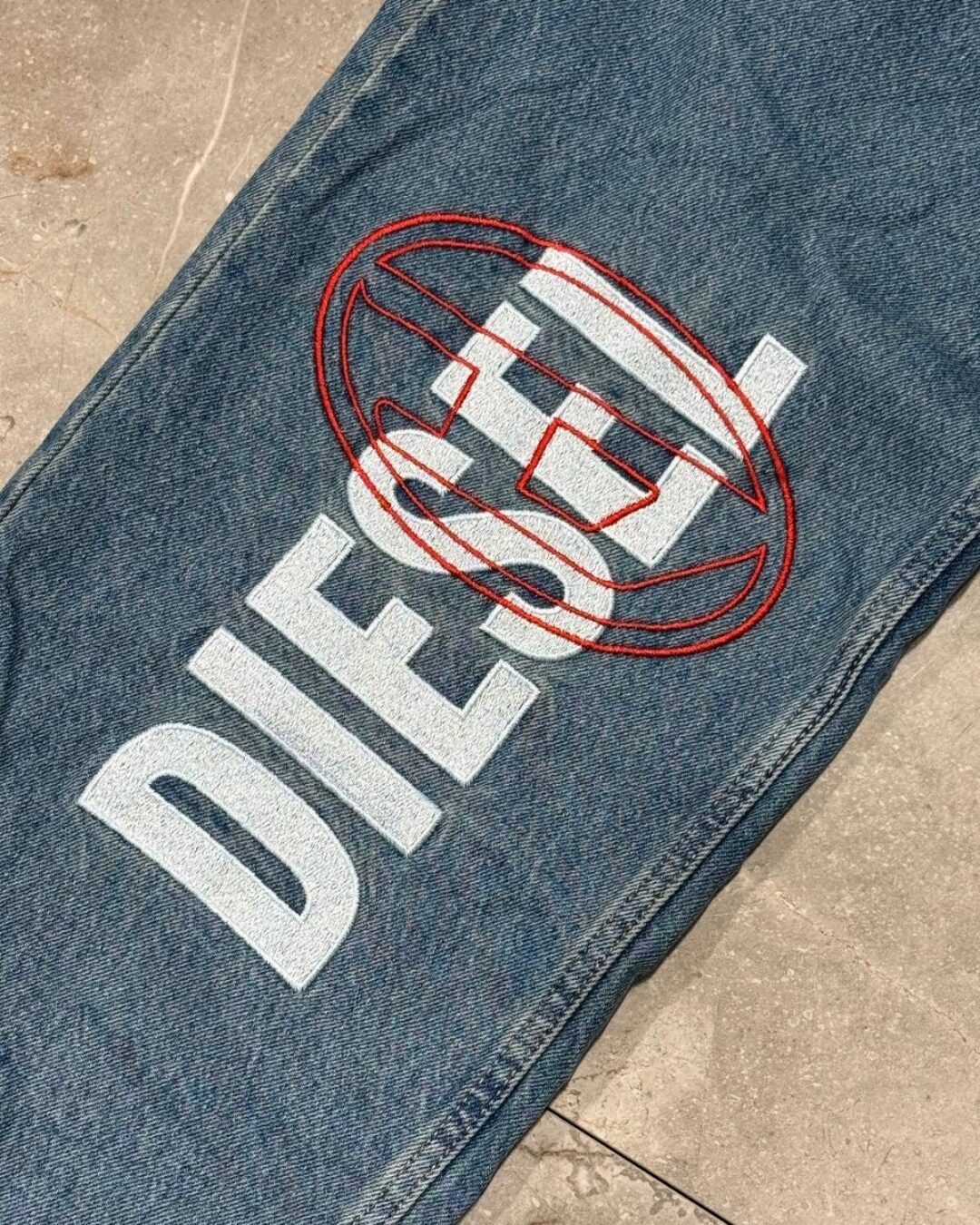 Джинсы Diesel — изображение 5