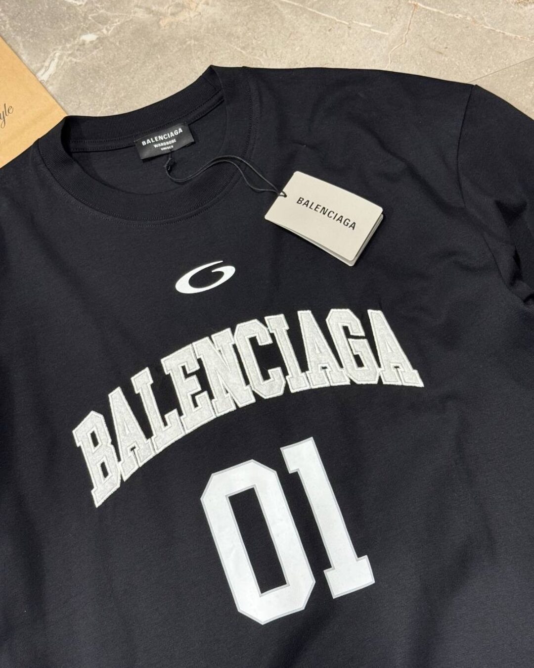 Футболка Balenciaga — изображение 4