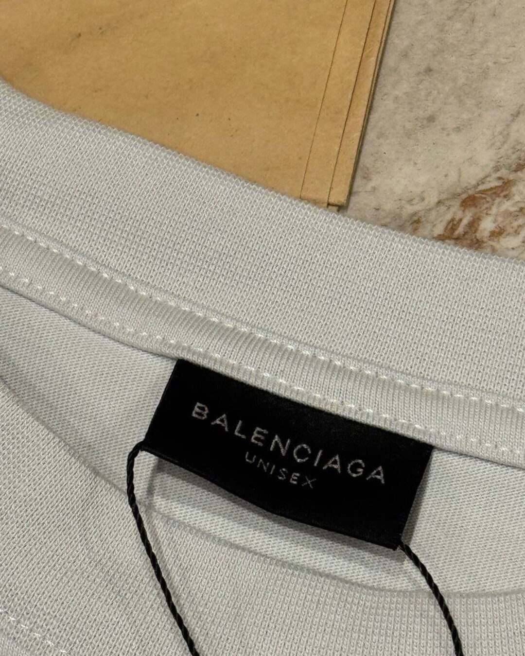 Футболка Balenciaga — изображение 5