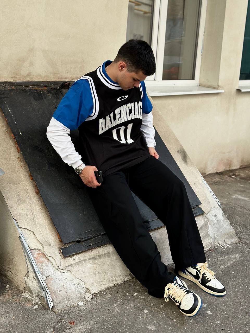 Кофта Balenciaga