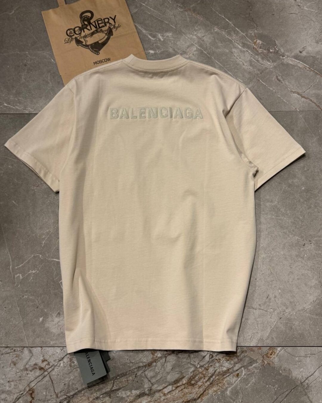 Футболка Balenciaga — изображение 2