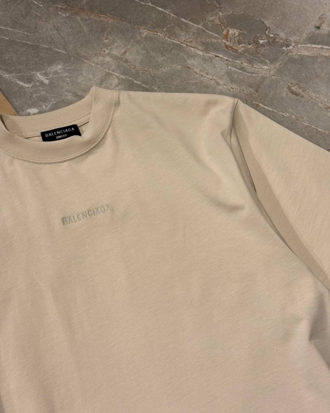 Футболка Balenciaga — изображение 4