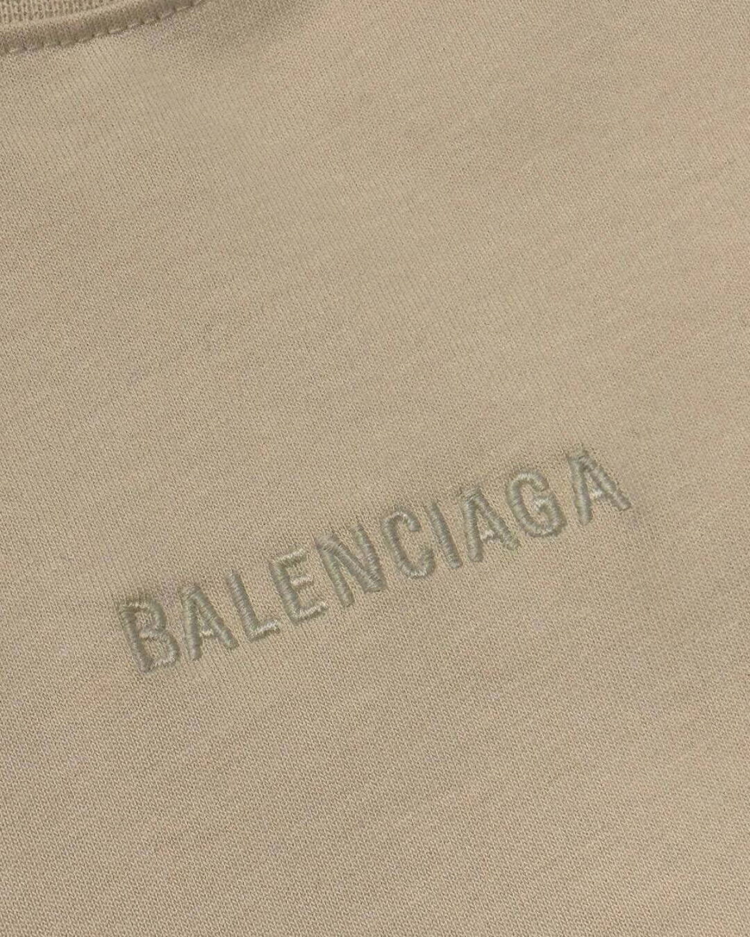Футболка Balenciaga — изображение 5