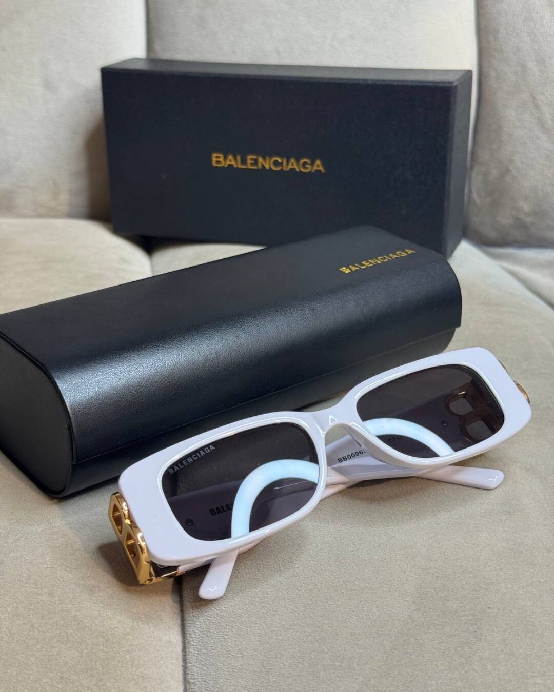 Очки Balenciaga — изображение 9