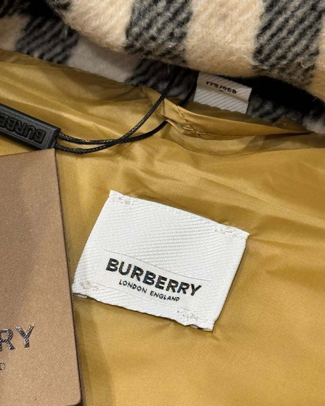 Куртка Burberry — изображение 6