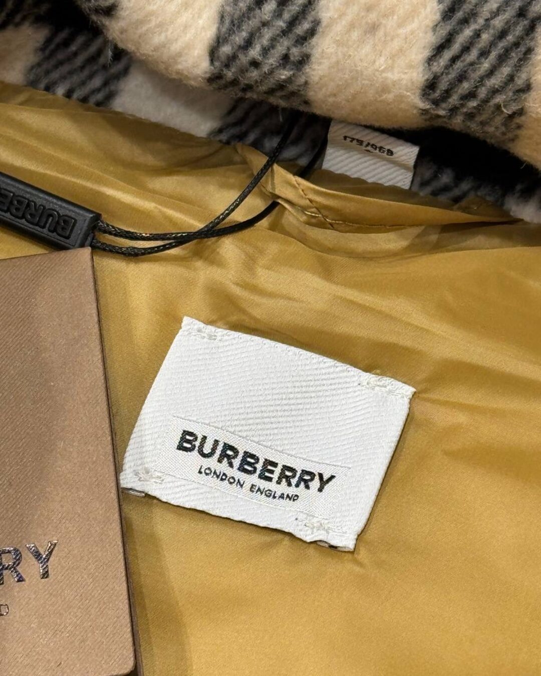 Куртка Burberry — изображение 6