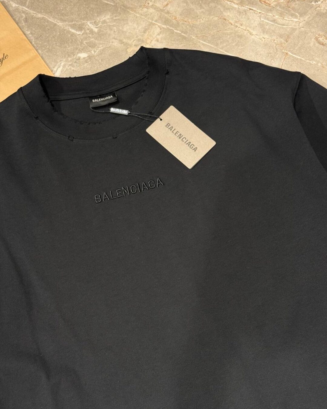 Футболка Balenciaga — изображение 3