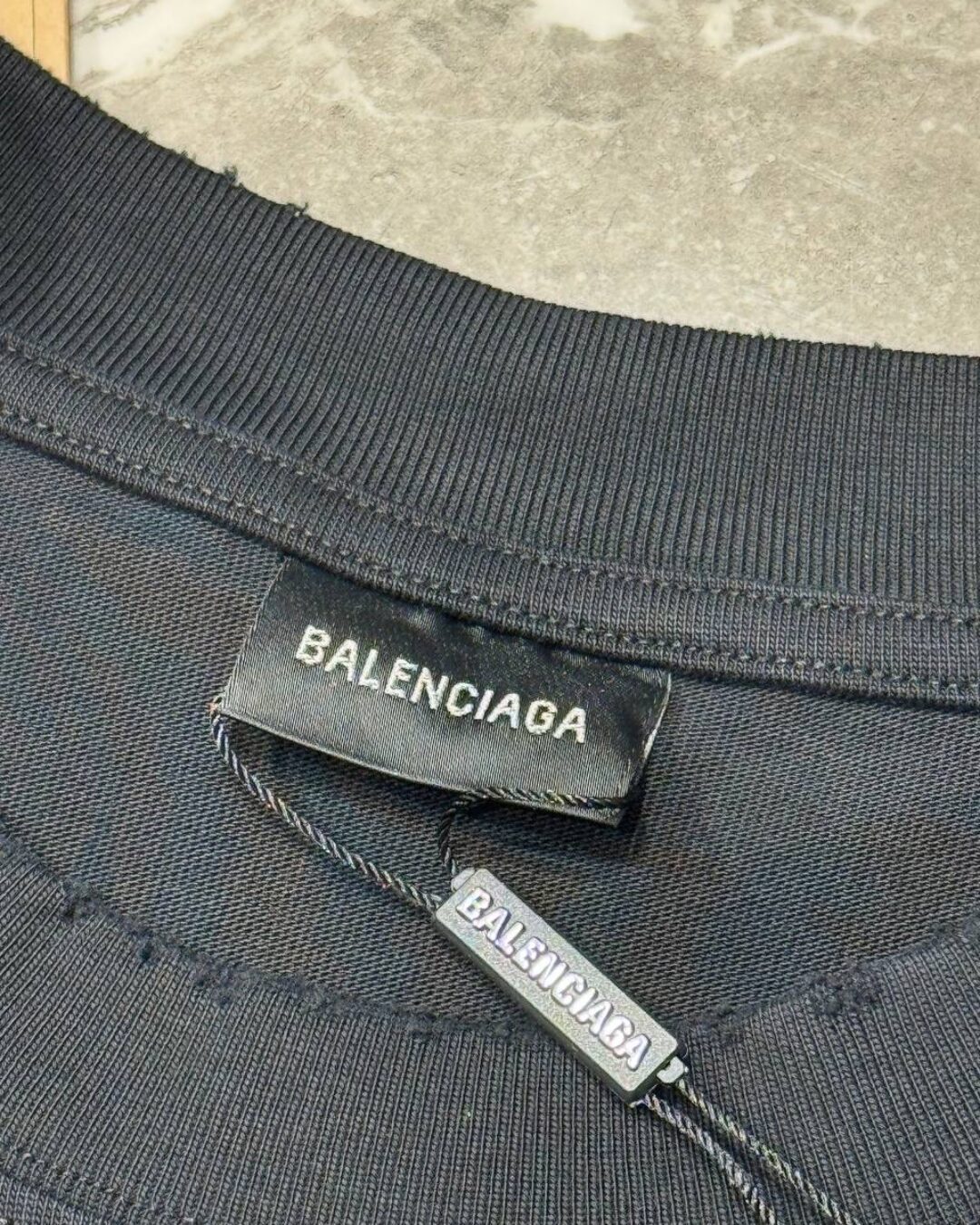 Футболка Balenciaga — изображение 4