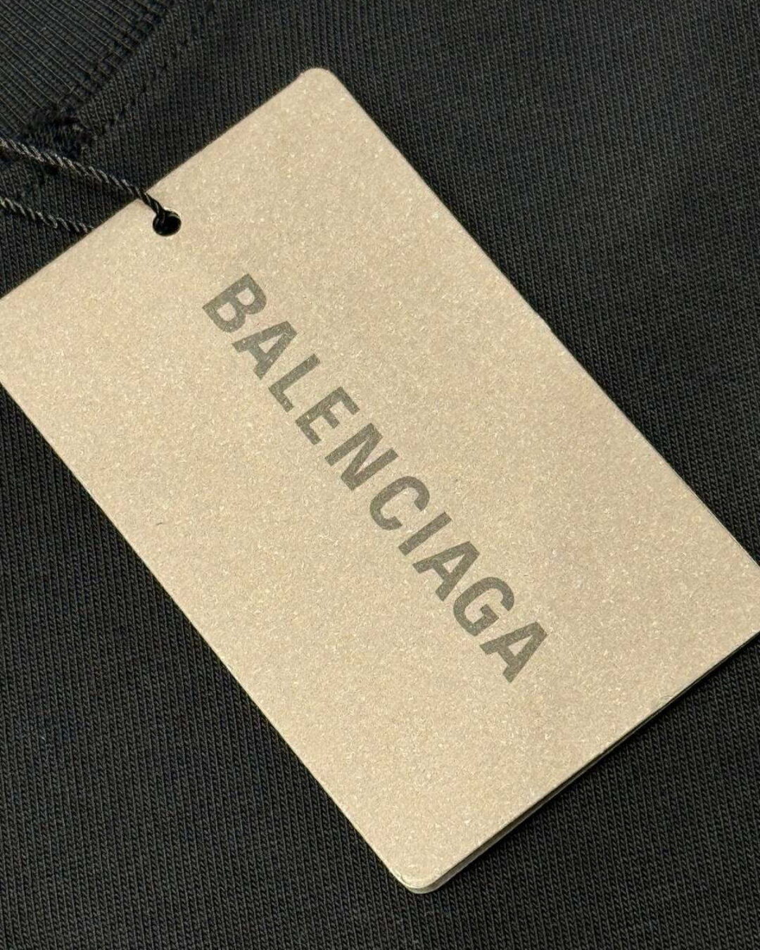 Футболка Balenciaga — изображение 8