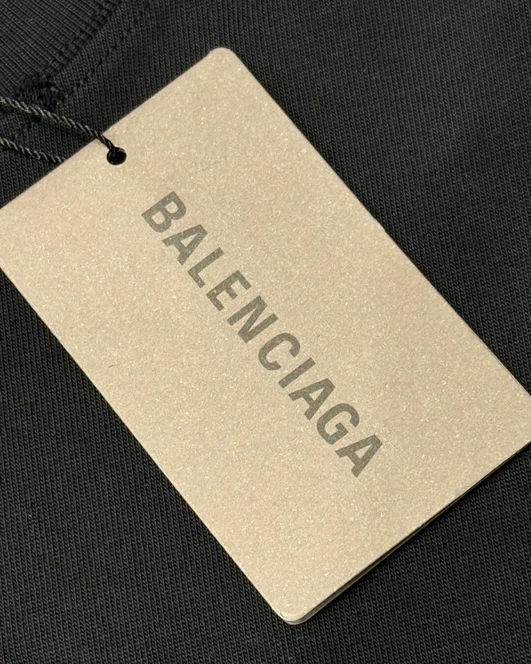 Футболка Balenciaga — изображение 8