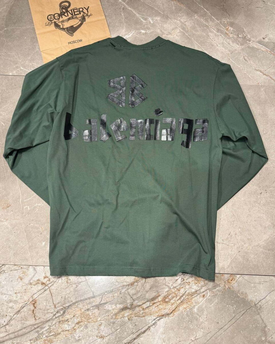 Кофта Balenciaga — изображение 2