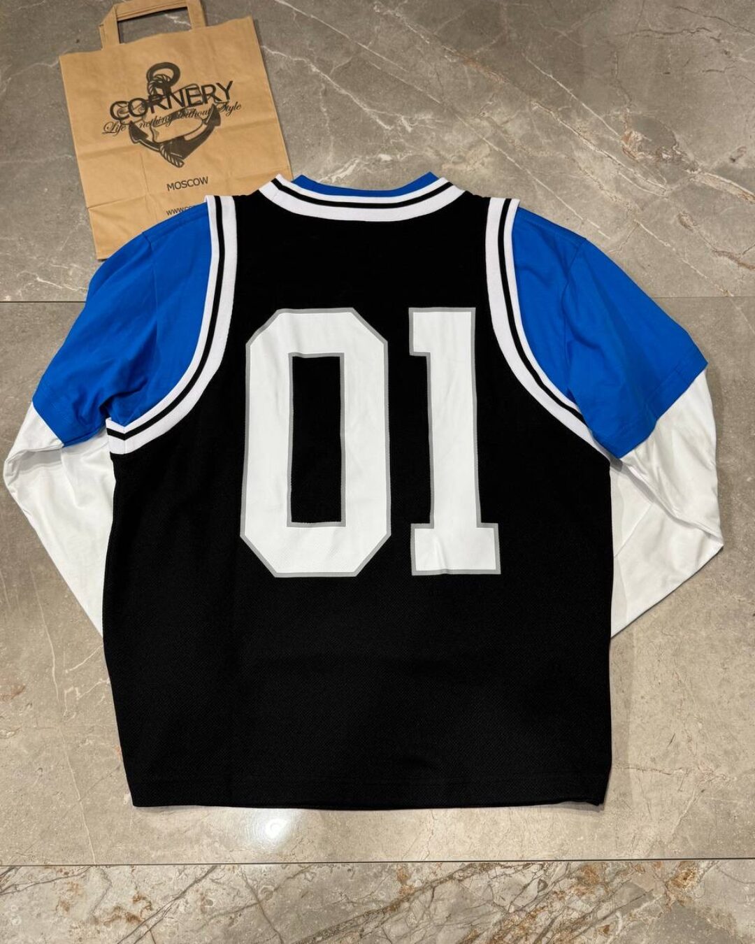 Кофта Balenciaga — изображение 5