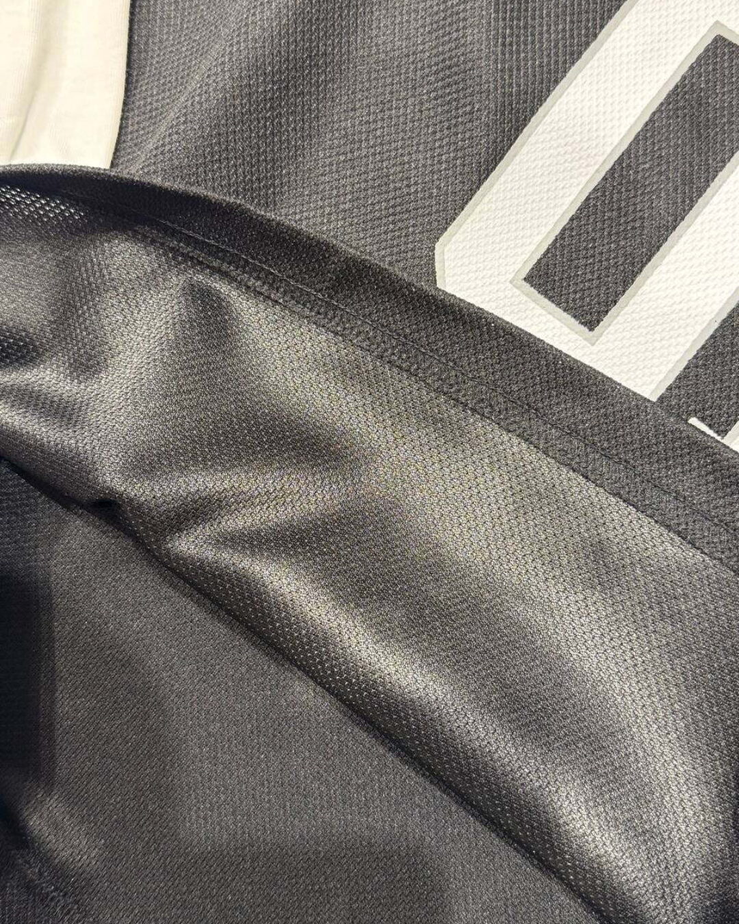 Кофта Balenciaga — изображение 7