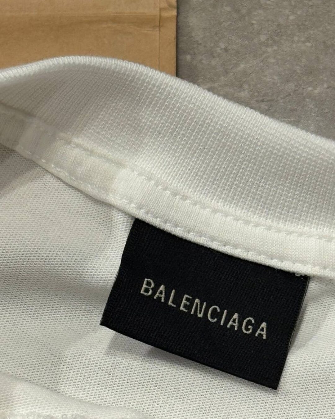 Футболка Balenciaga — изображение 7