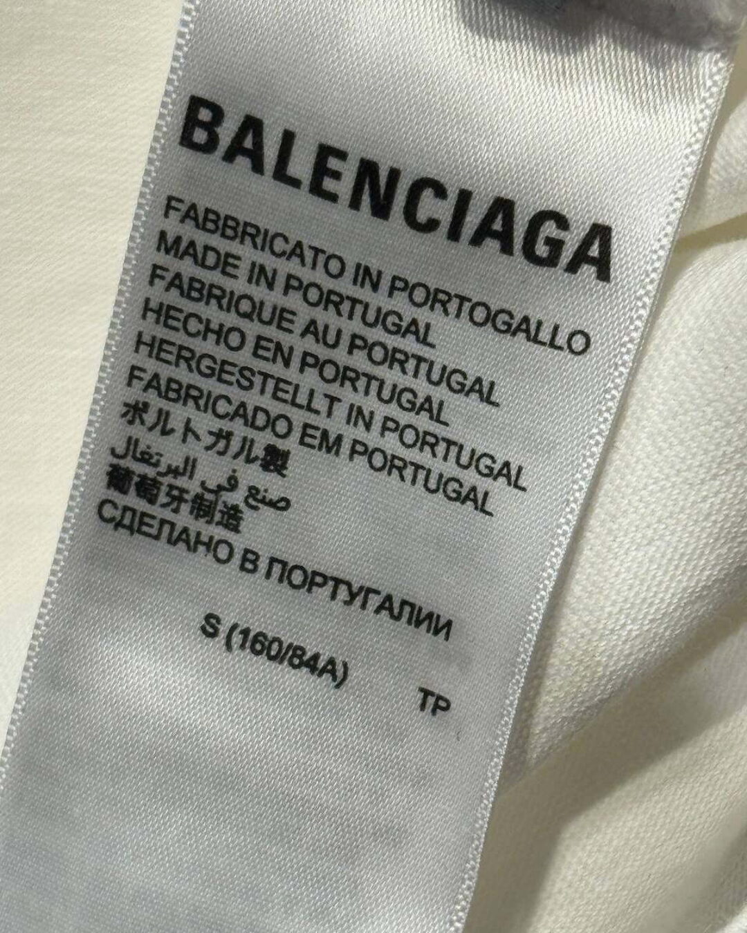 Футболка Balenciaga — изображение 8