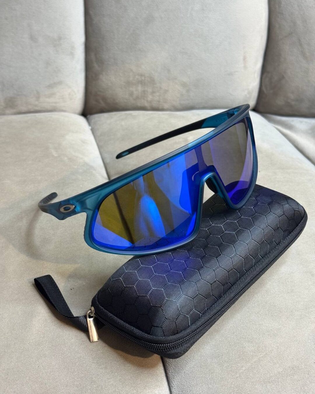Очки Oakley