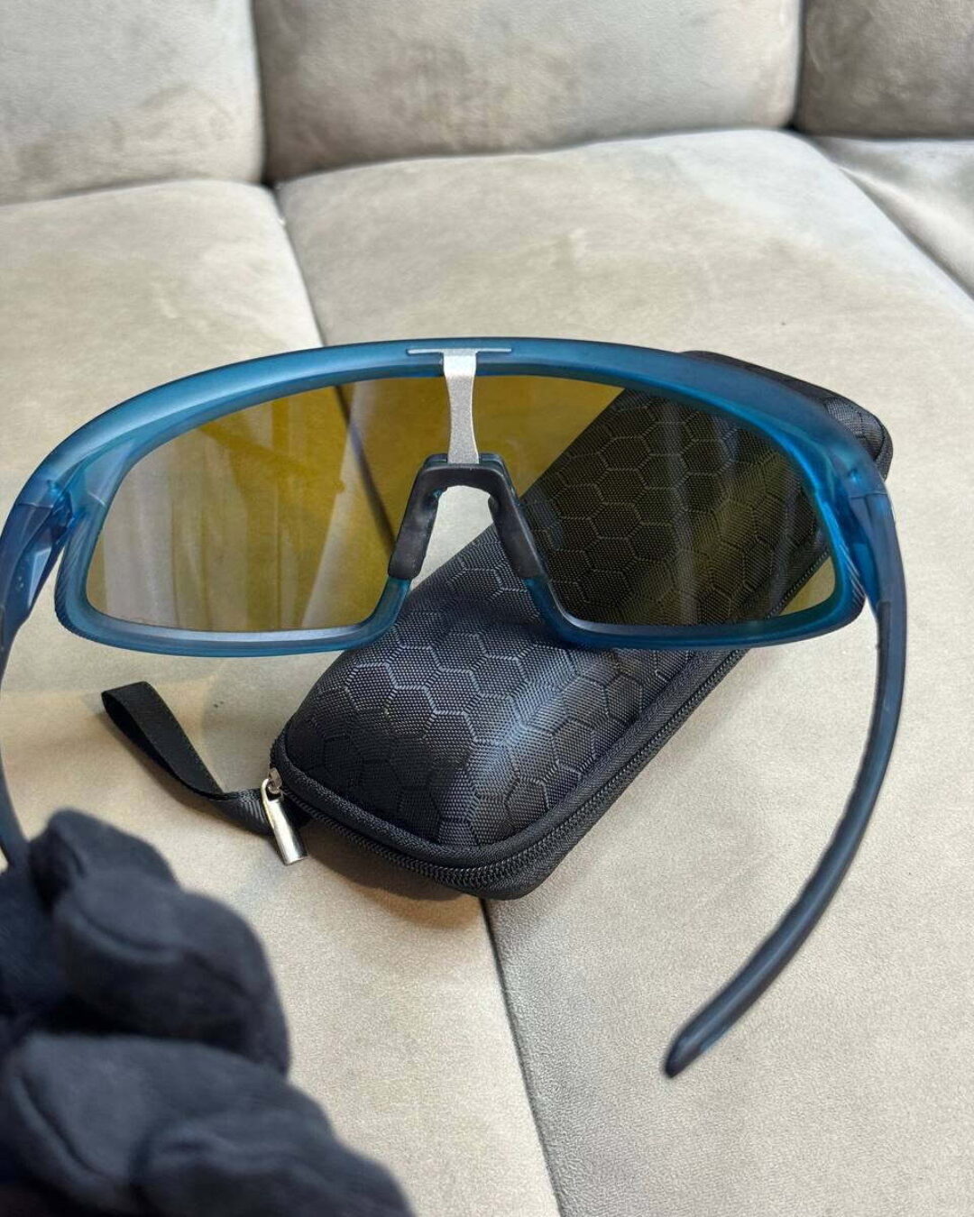 Очки Oakley — изображение 4