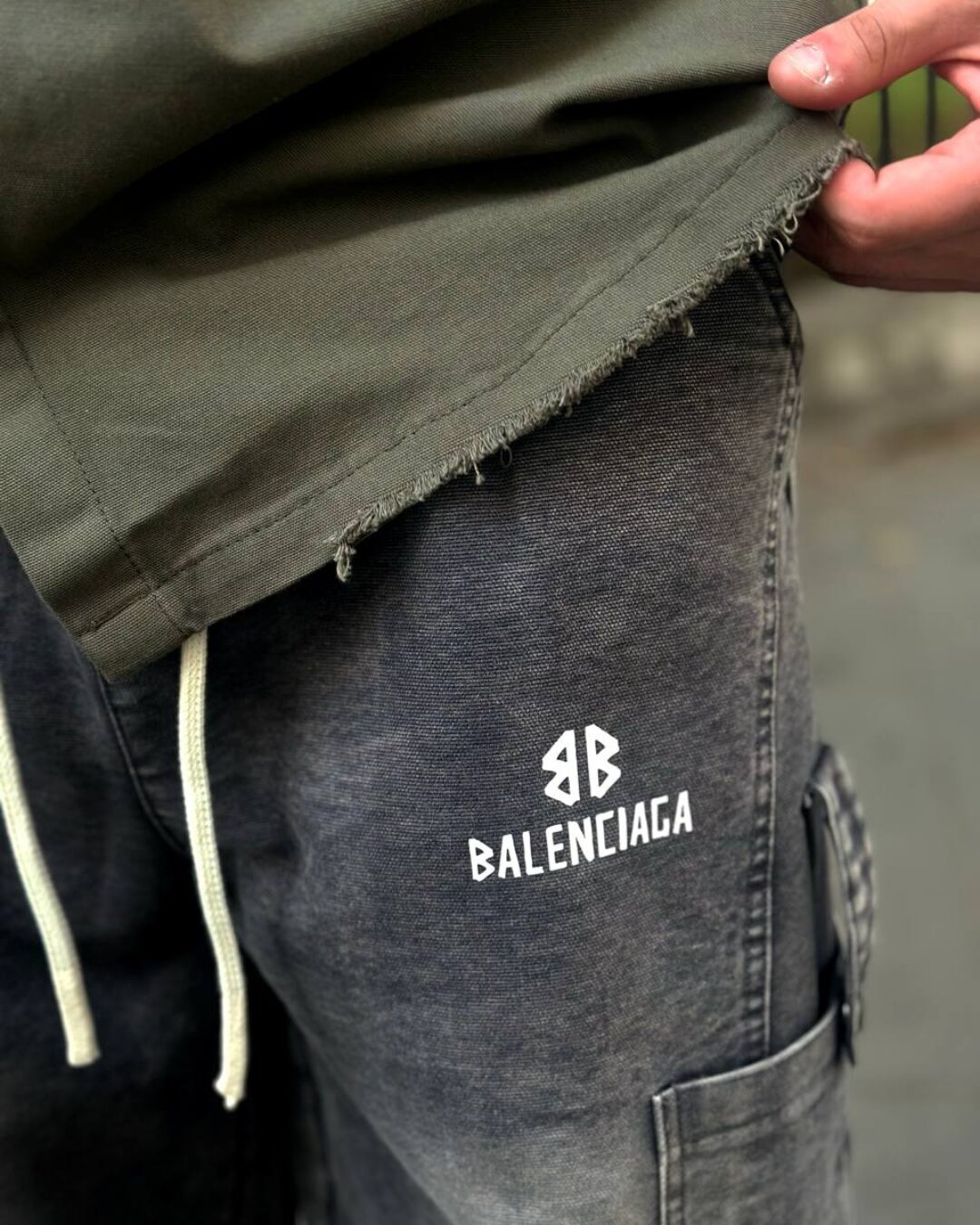 Штаны Balenciaga — изображение 2