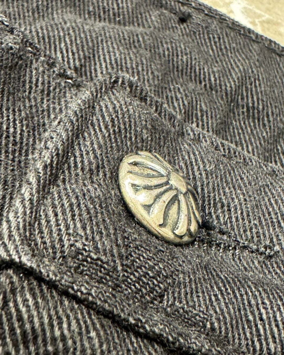 Джинсы Chrome Hearts — изображение 4