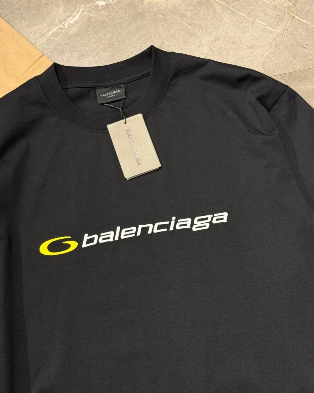 Футболка Balenciaga — изображение 4