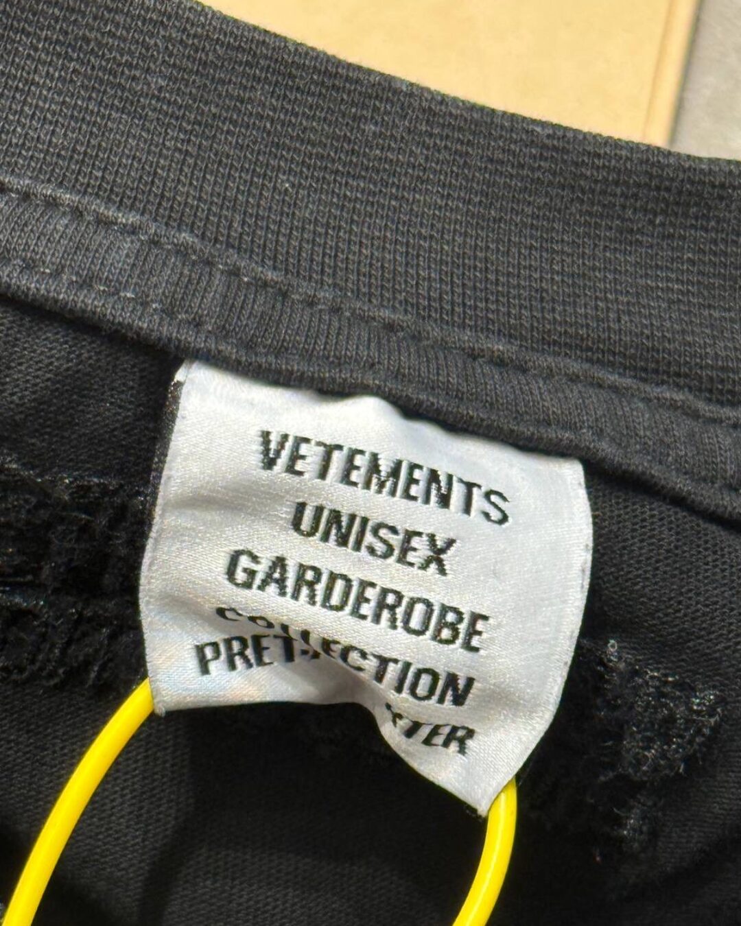 Футболка Vetements Dominatrix — изображение 8