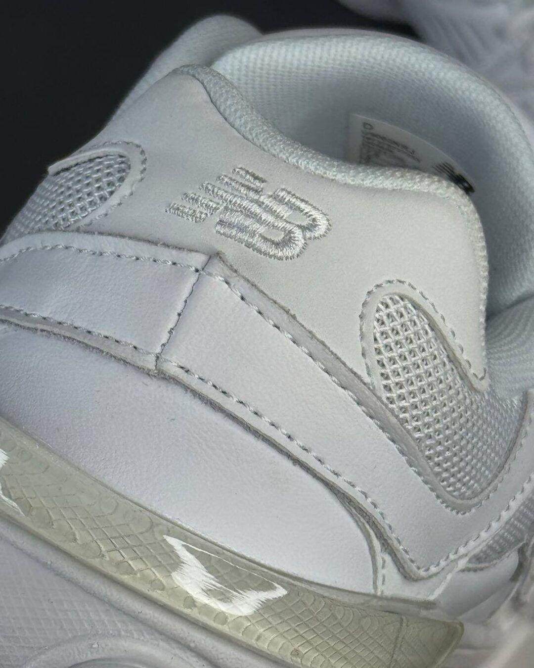 Кроссовки New Balance 9060 — изображение 9