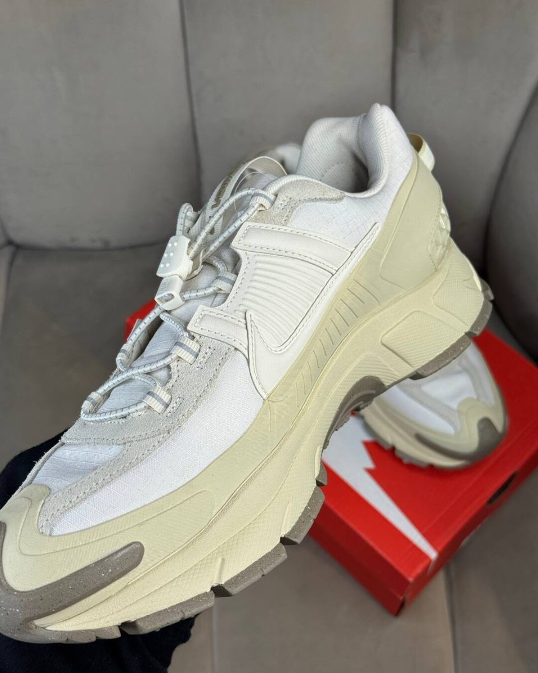 Кроссовки Nike Vomero Winter — изображение 7